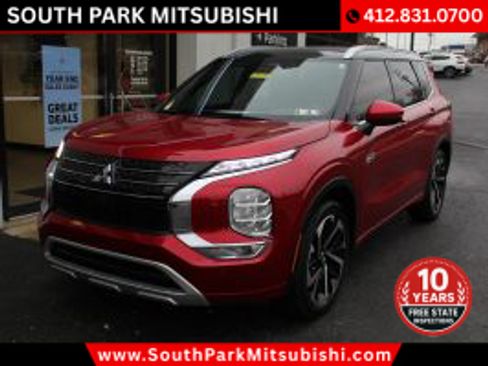 Used 2024 Mitsubishi Outlander SEL image 3