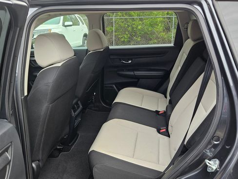 Used 2025 Honda CR-V EX image 13