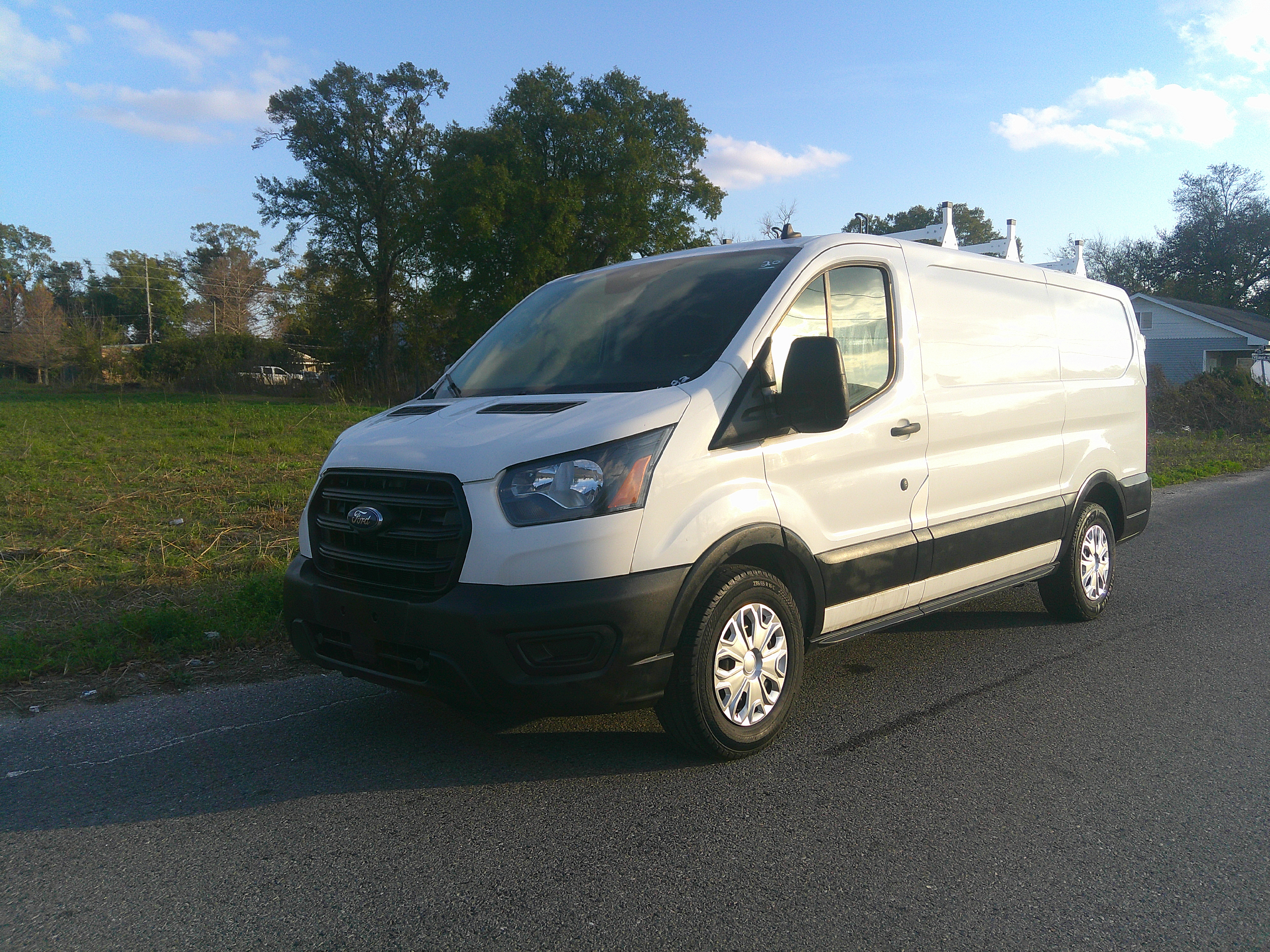 Used 2020 Ford Transit 150 Low Roof RWD image 2