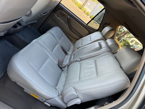 Used 2002 Toyota Sequoia SR5 image 14
