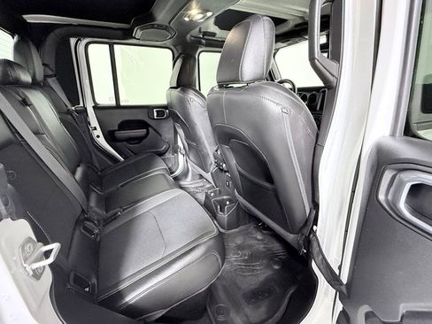 Used 2021 Jeep Gladiator Sport S image 25