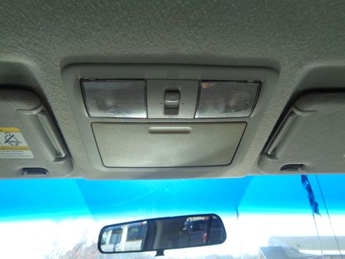 Used 2008 Nissan Frontier SE image 60