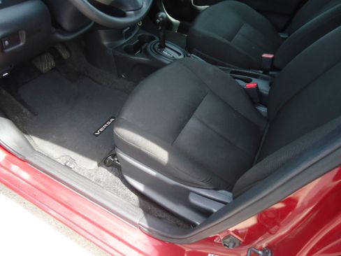 Used 2017 Nissan Versa S Plus FWD image 8