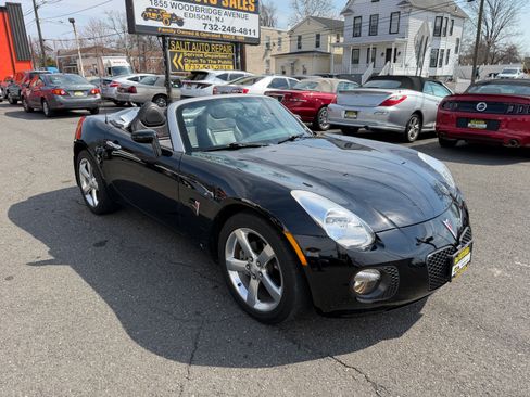 Used 2008 Pontiac Solstice GXP image 17