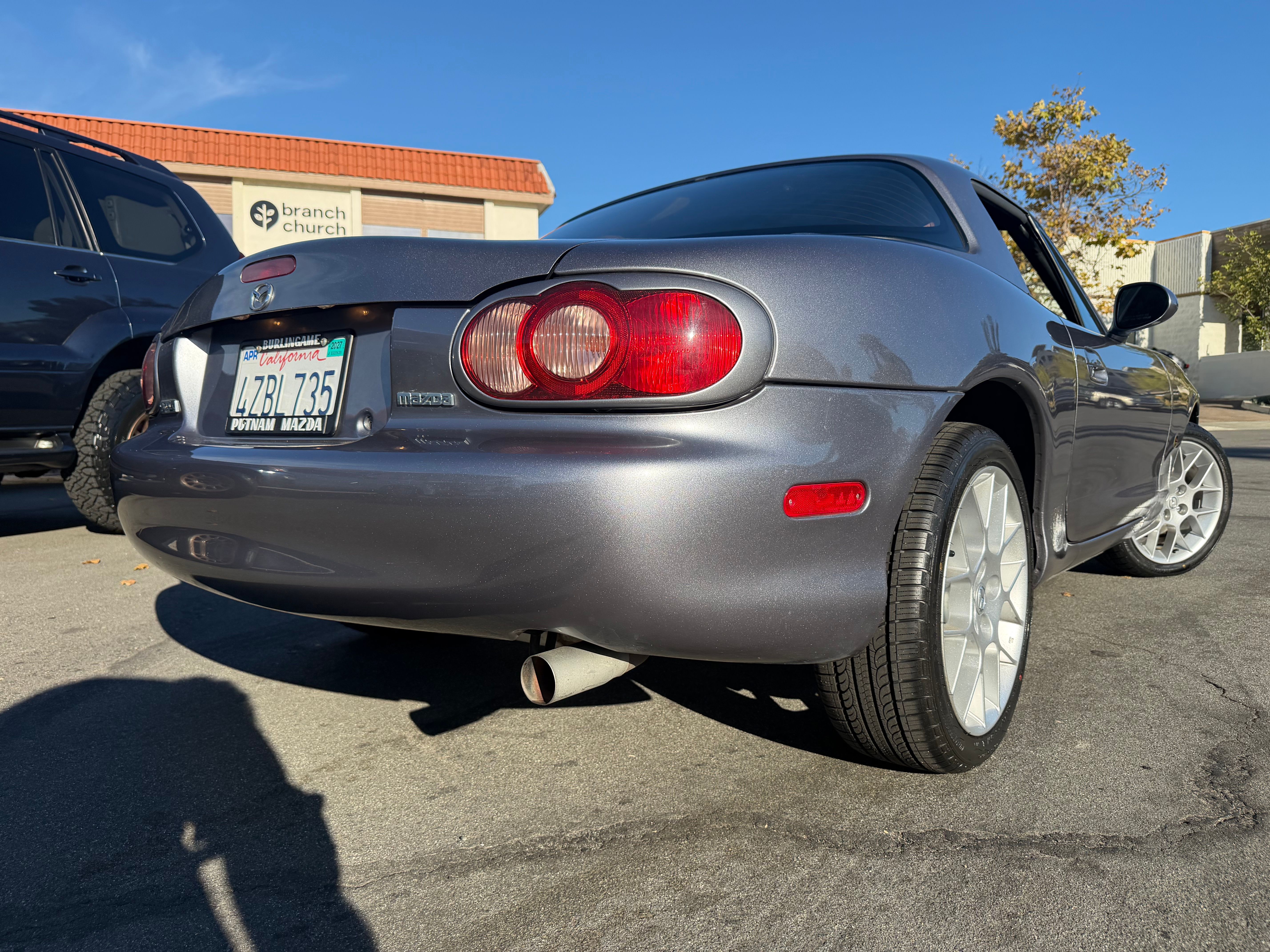 Used 2002 MAZDA MX-5 Miata LS RWD image 15