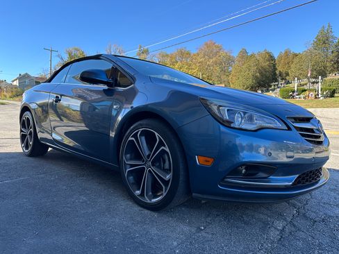 Used 2017 Buick Cascada Premium image 5