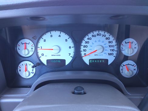 Used 2004 Dodge Ram 1500 Truck SLT image 14