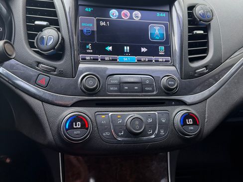 Used 2014 Chevrolet Impala LT image 66