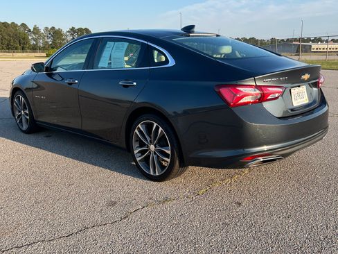 Used 2020 Chevrolet Malibu Premier FWD image 2