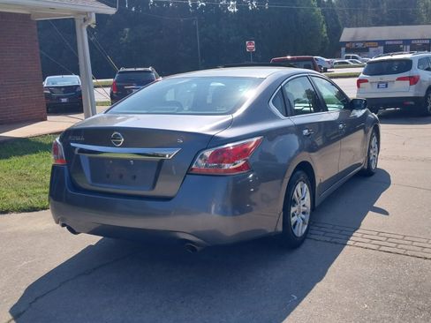 Used 2015 Nissan Altima 2.5 S image 6