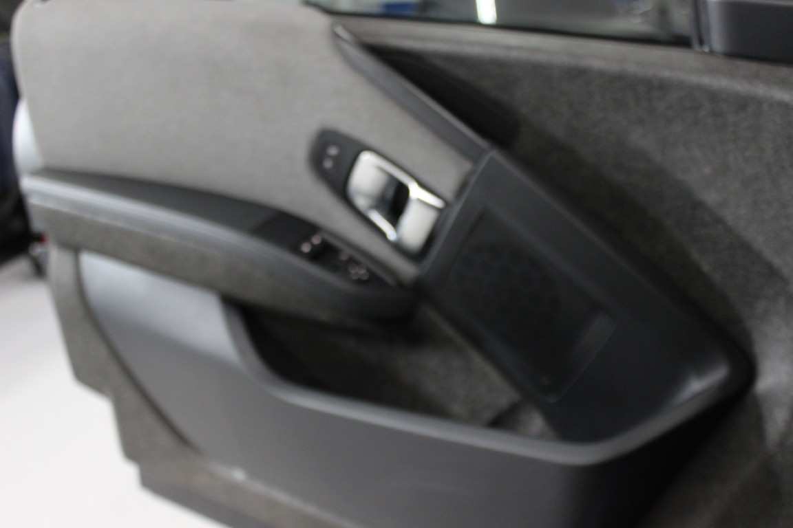 Used 2018 BMW i3 w/ Range Extender RWD image 28