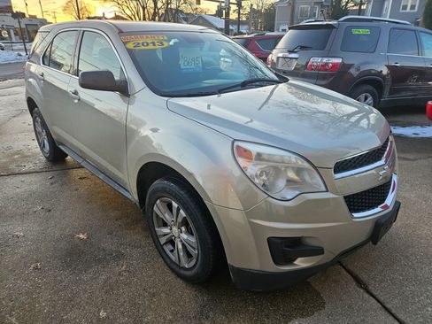 Used 2013 Chevrolet Equinox LT image 2
