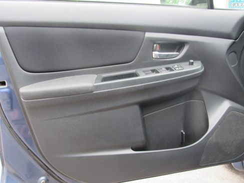 Used 2012 Subaru Impreza 2.0i Premium Sedan AWD/4WD image 12