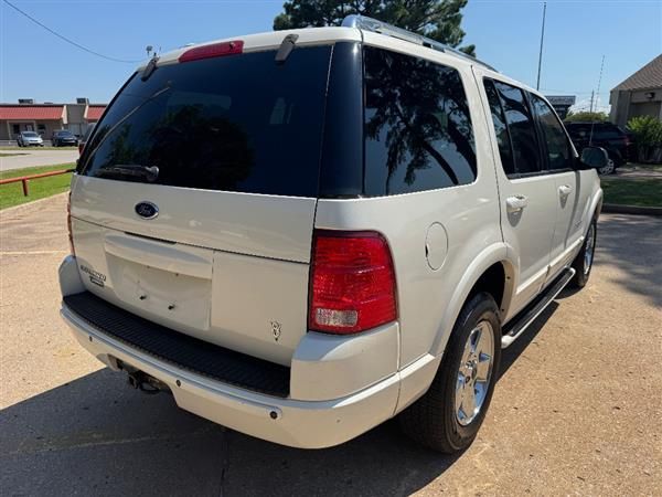 Used 2004 Ford Explorer 2WD Limited image 4