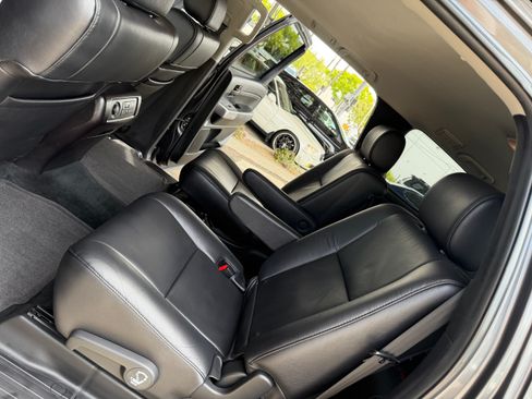 Used 2018 Toyota Sequoia SR5 image 24