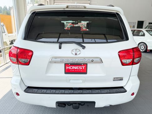 Used 2016 Toyota Sequoia 4WD Platinum image 6