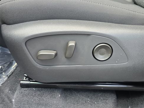 New 2026 GMC Acadia Elevation image 14