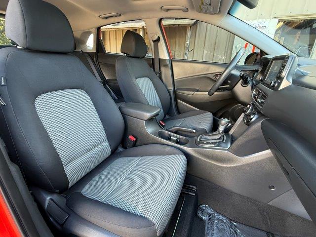 Used 2020 Hyundai Kona SEL Plus FWD image 13