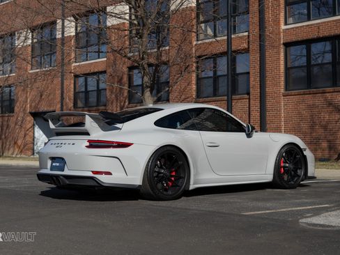 Used 2018 Porsche 911 GT3 image 20