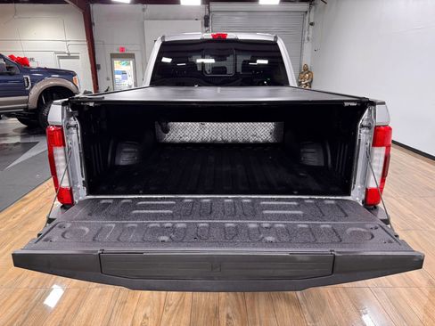 Used 2017 Ford F250 Platinum image 8