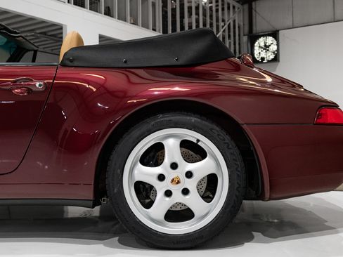 Used 1998 Porsche 911 Carrera Cabriolet RWD image 13