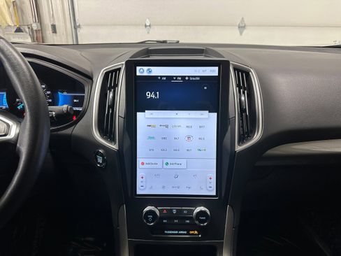Certified 2024 Ford Edge SEL image 18