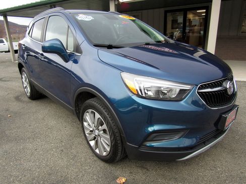 Used 2020 Buick Encore Preferred image 2