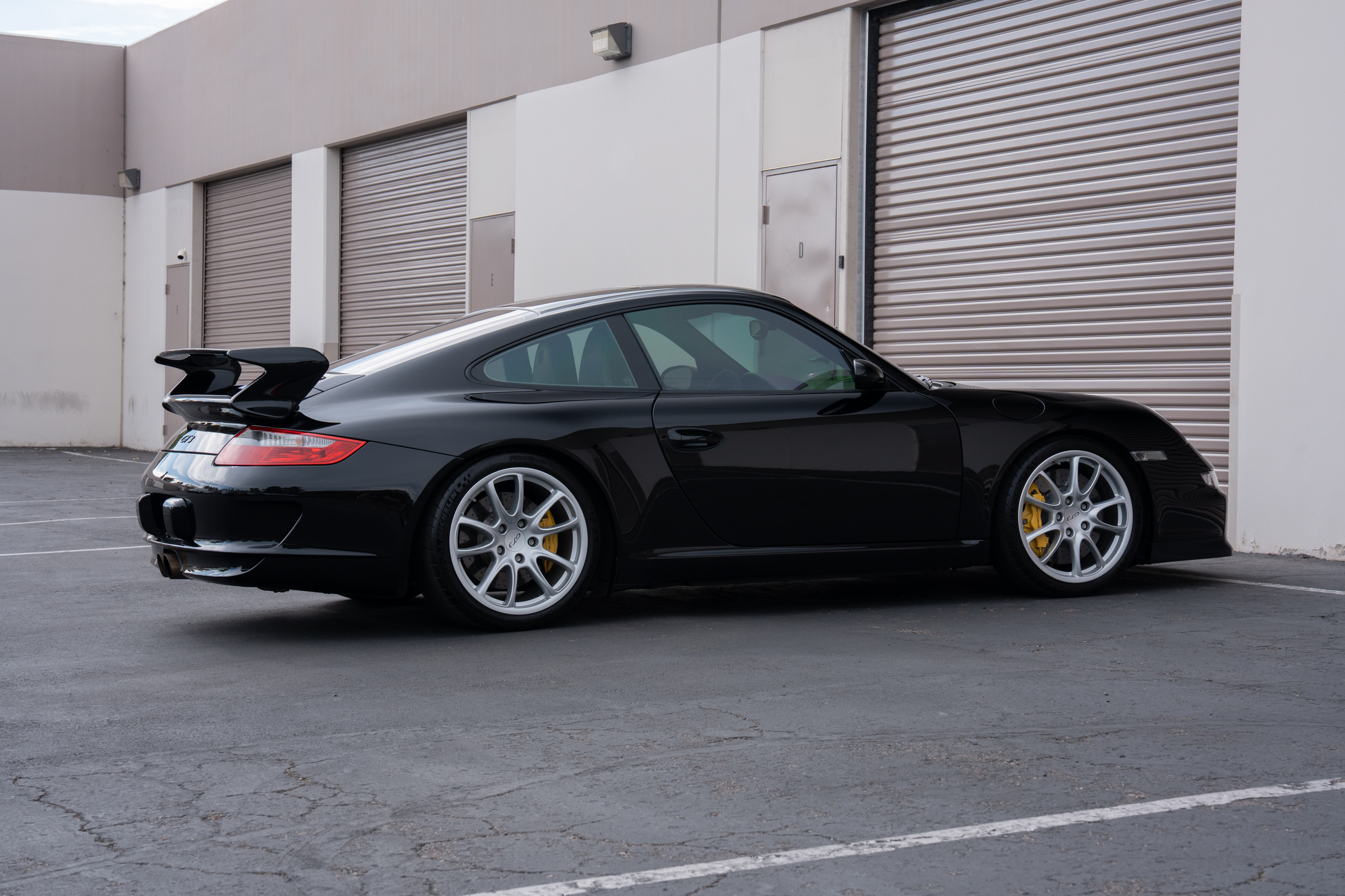 Used 2007 Porsche 911 GT3 RWD image 14