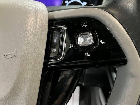 Used 2020 Lincoln Corsair image 13