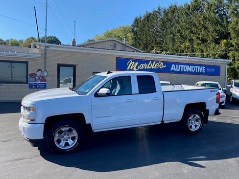 Used 2018 Chevrolet Silverado 1500 LT Z71 image 2