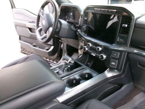 Used 2022 Ford F150 FX4 image 16