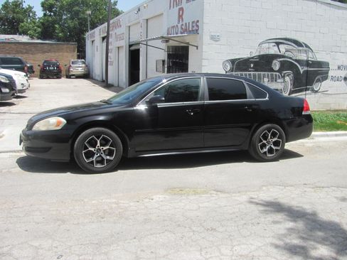 Used 2011 Chevrolet Impala LS w/ 1FL FWD image 1