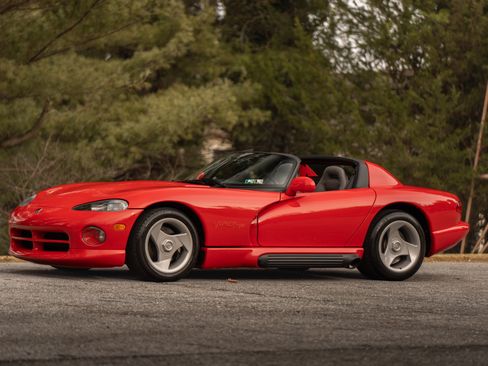Used 1994 Dodge Viper RT/10 image 4