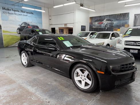 Used 2012 Chevrolet Camaro LS Coupe RWD image 10
