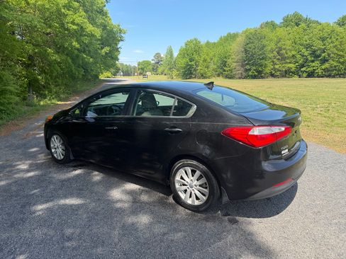 Used 2014 Kia Forte EX image 28