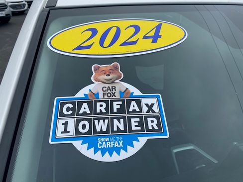 Used 2024 Toyota RAV4 LE image 9