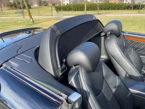 Used 2007 Mercedes-Benz SL 600 image 33