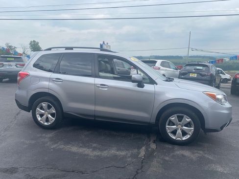 Used 2016 Subaru Forester 2.5i Limited AWD/4WD image 4
