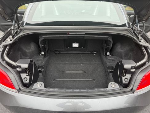 Used 2014 BMW Z4 sDrive28i image 8