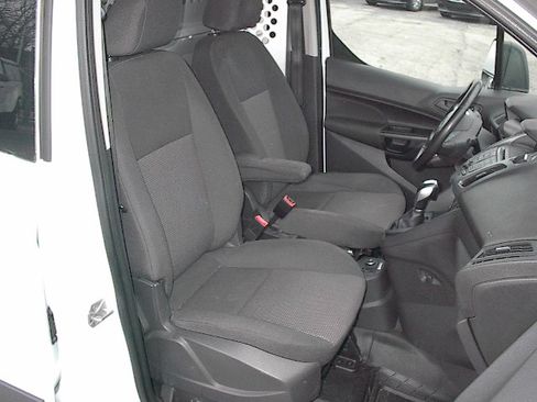 Used 2017 Ford Transit Connect XL image 10