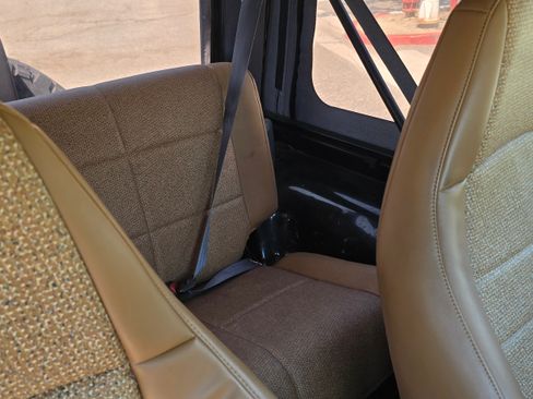 Used 1998 Jeep Wrangler 4WD SE image 26