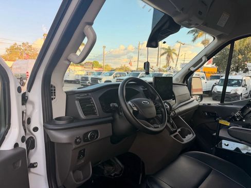 Used 2023 Ford Transit 250 image 13