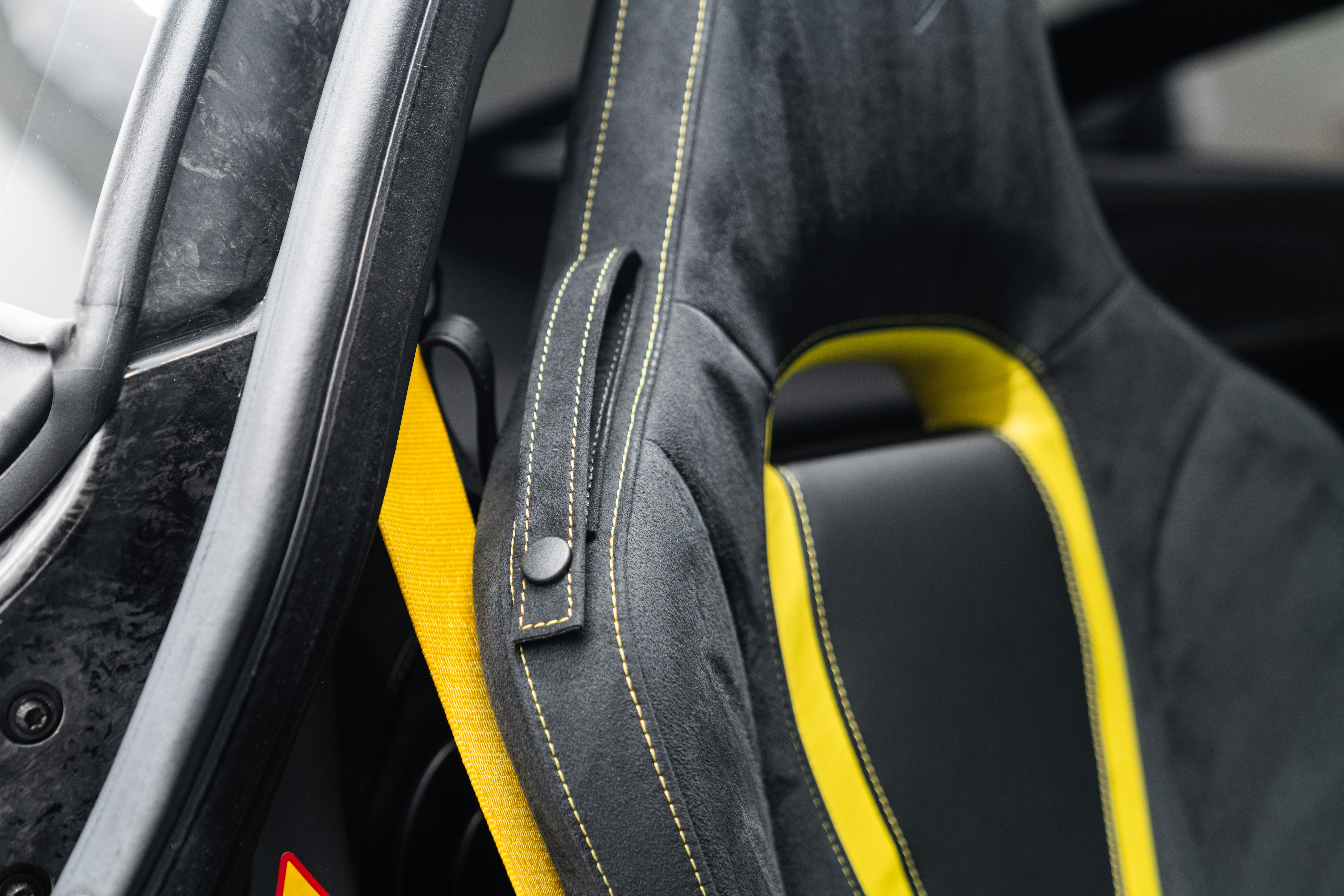 Used 2021 McLaren 720S Performance RWD image 12