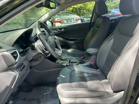 Used 2018 Hyundai Ioniq Hybrid Limited w/ Ultimate Pkg FWD image 22