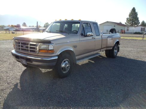 Used 1996 Ford F350 XLT image 3