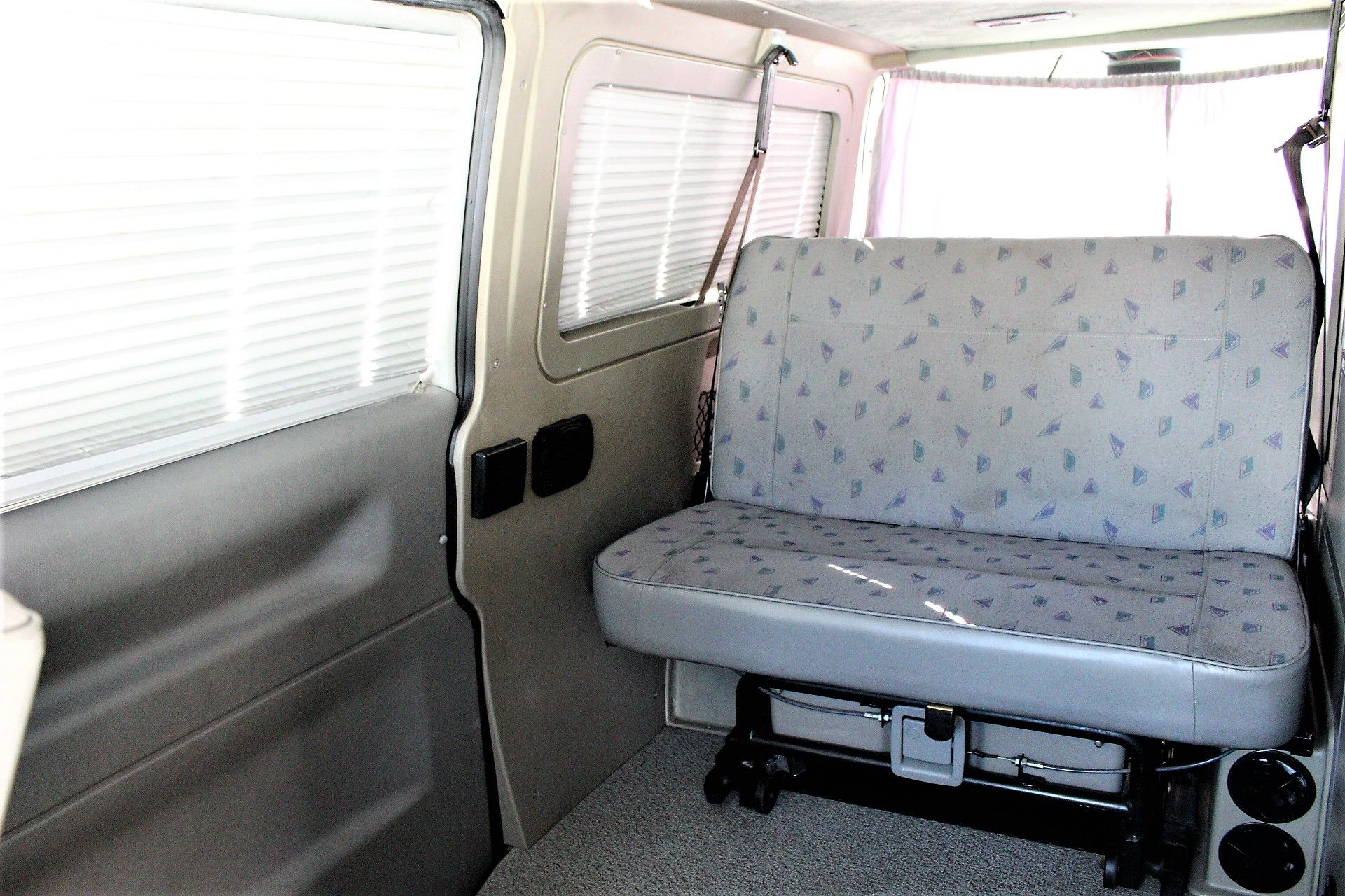 Used 1997 Volkswagen Eurovan Camper FWD image 41