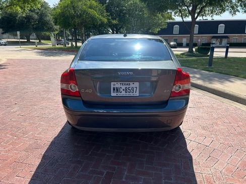 Used 2007 Volvo S40 2.4i FWD image 6