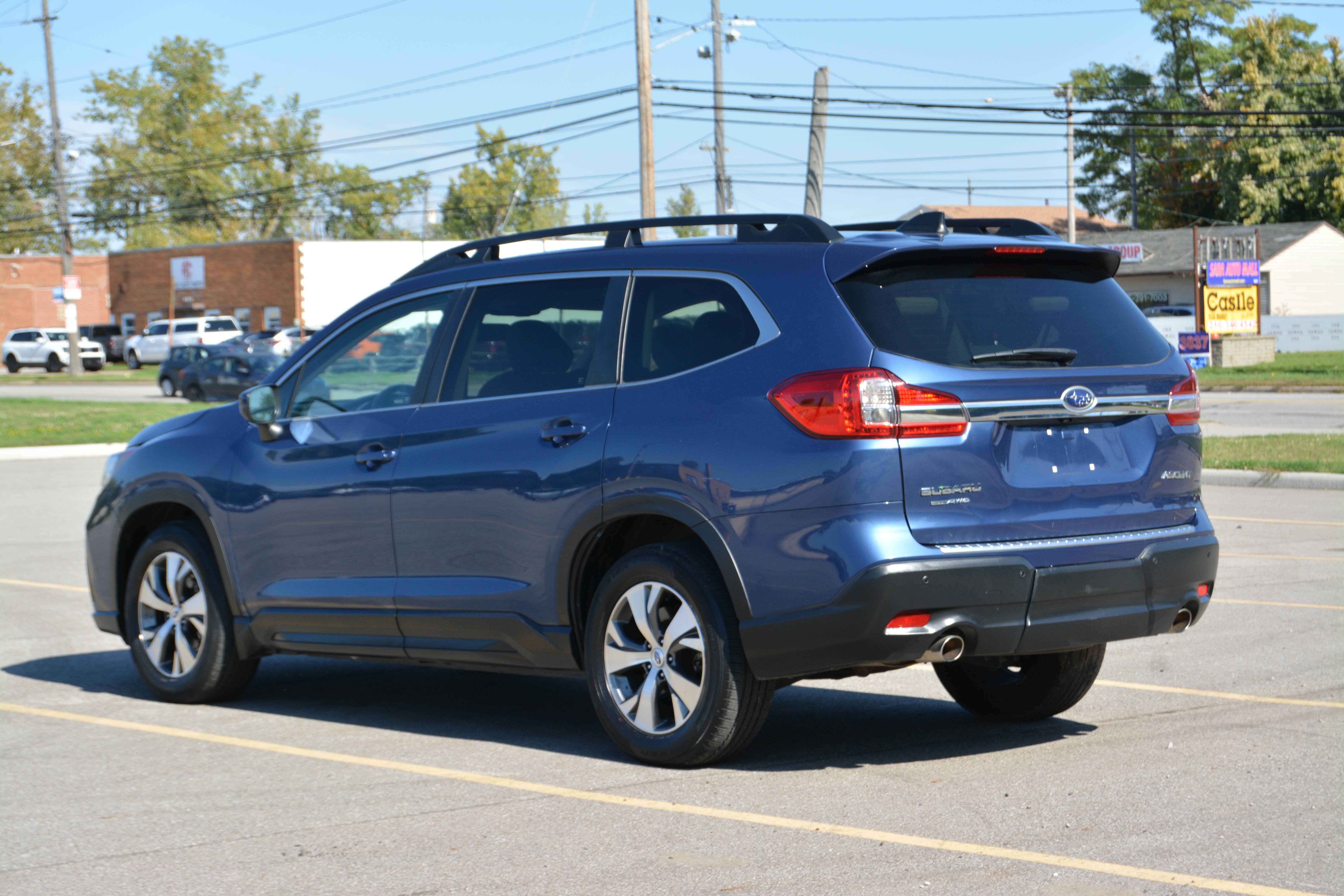Used 2021 Subaru Ascent Premium 7-Passenger AWD/4WD image 5