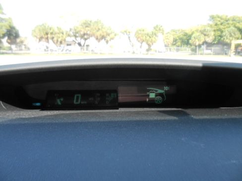 Used 2011 Toyota Prius Two FWD image 13