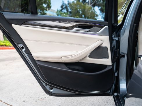 Used 2017 BMW 530i image 55